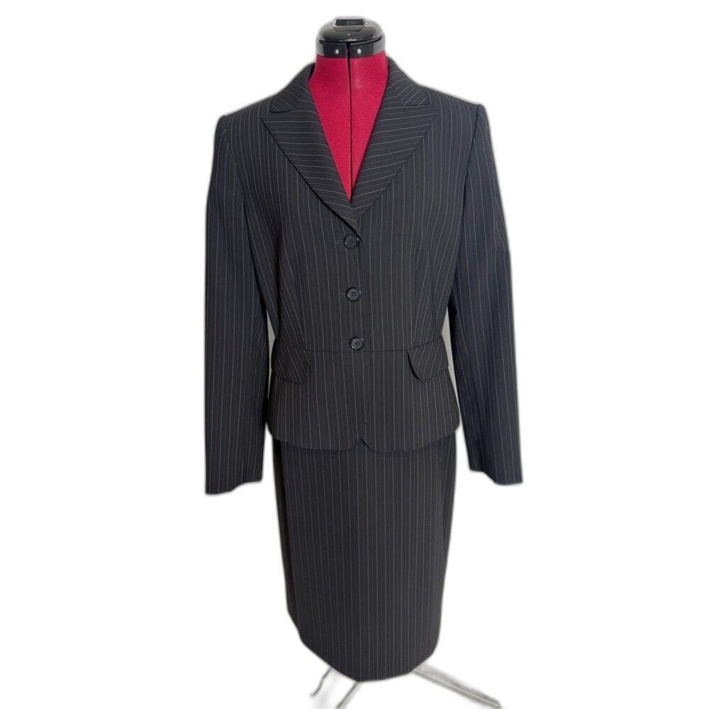 Alex Marie Skirt Suit Woman's Size 8 Black Pinstriped 2-Piece Set Blazer & Skirt